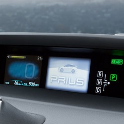 Toyota Prius 2016 pantalla