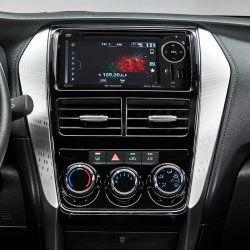 Toyota Yaris HB Audio